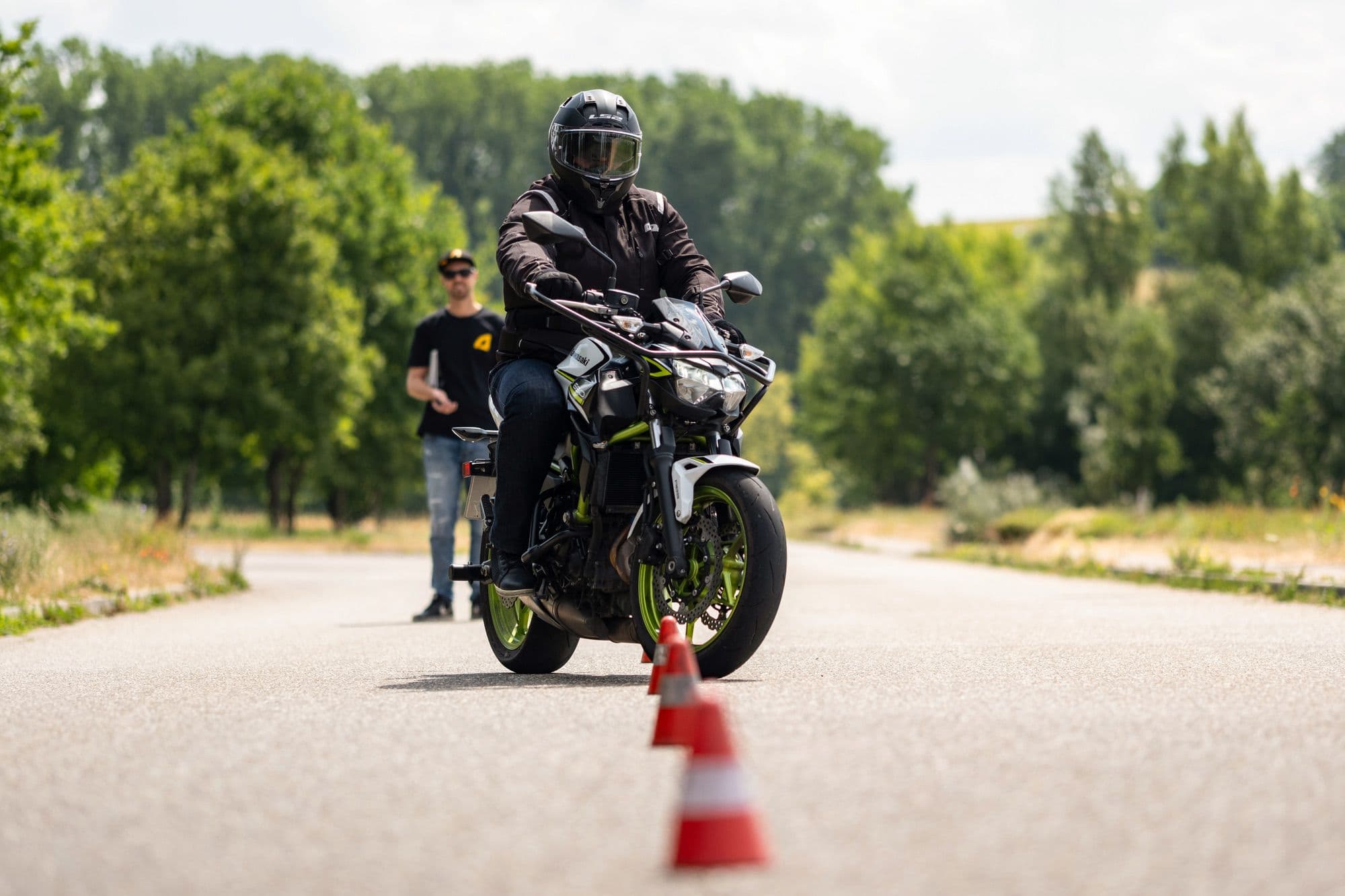 Theorie Klasse A1, A2, A und AM (Motorräder) EXPRESS Kurs in 8 Tagen